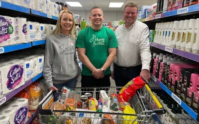 Social Supermarket Feeds & Empowers